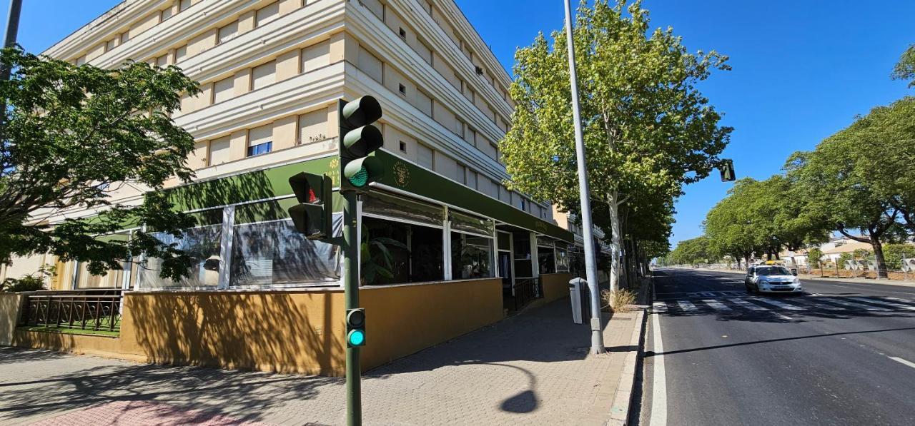 Apto Lux Sevilla Luaran gambar