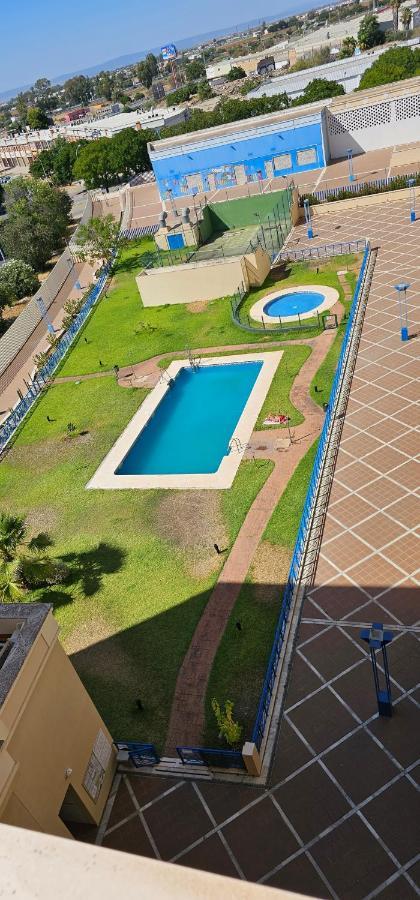Apto Lux Sevilla Luaran gambar